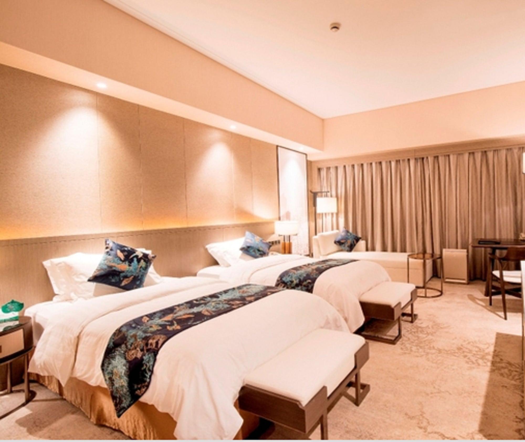 Jin Jiang Pine City Hotel Shanghai Bagian luar foto