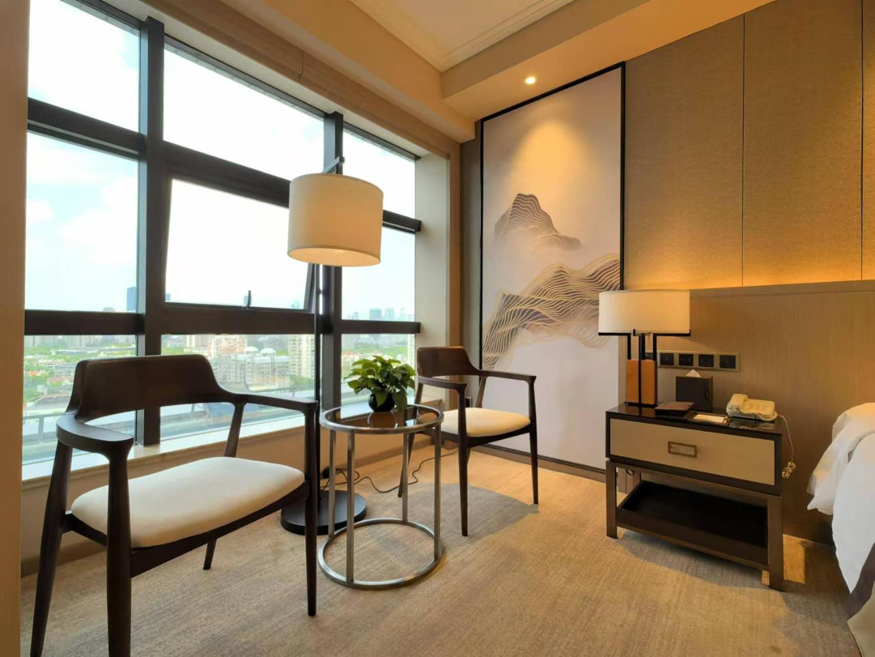 Jin Jiang Pine City Hotel Shanghai Bagian luar foto