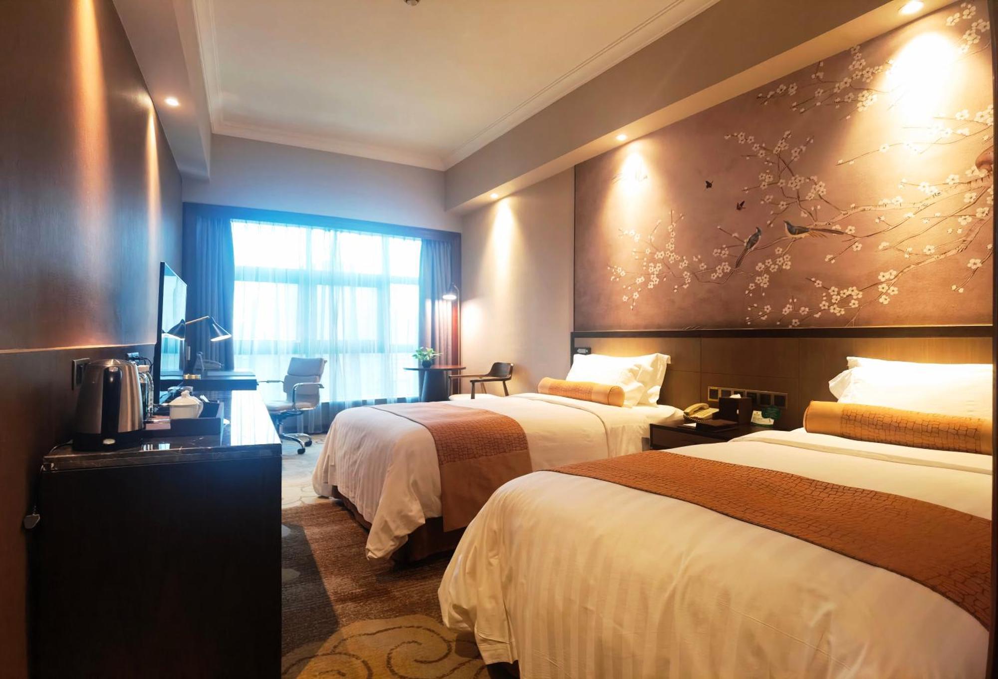 Jin Jiang Pine City Hotel Shanghai Bagian luar foto