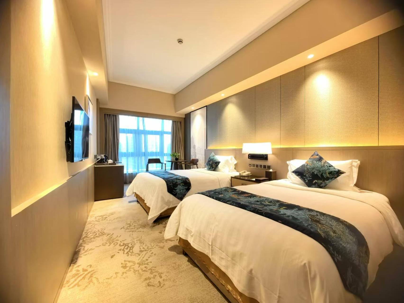 Jin Jiang Pine City Hotel Shanghai Bagian luar foto