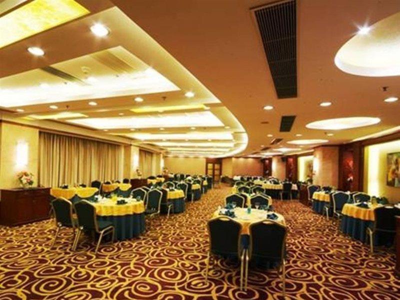 Jin Jiang Pine City Hotel Shanghai Bagian luar foto