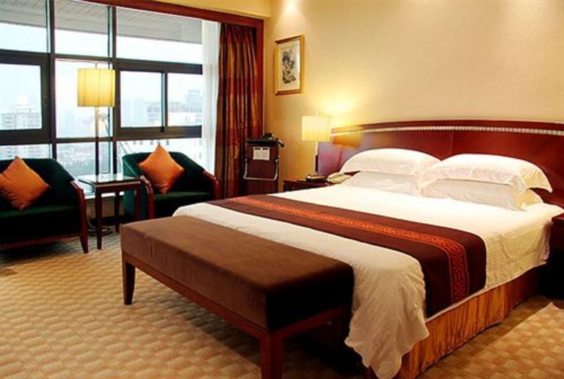 Jin Jiang Pine City Hotel Shanghai Bagian luar foto